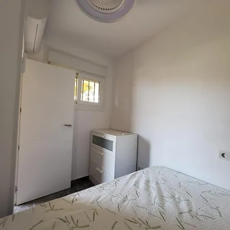 Fantastic With Panoramic Sea View טורבייחה